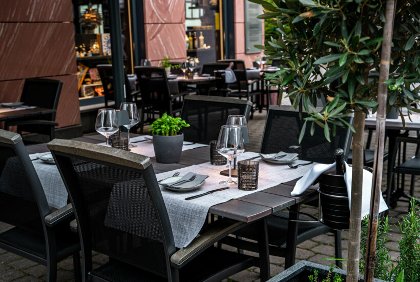 Italienisches Restaurant due amici by Nuivi - Rodgau bei Frankfurt am Main - Aussenterrasse