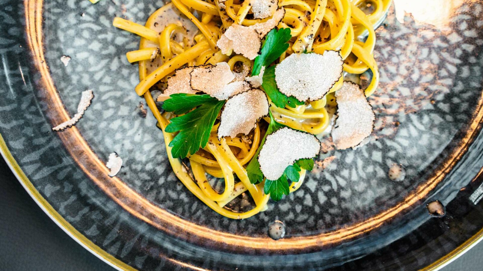 Trüffel essen in Frankfurt - die beste Pasta mit Trüffel im Restaurant Nuivi in Rodgau bei Frankfurt